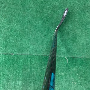 Senior Bauer Twitch Hockey Stick Right Handed P92 (Used)