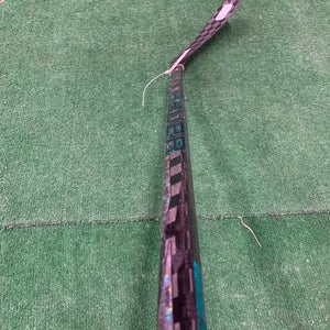 Senior Bauer Twitch Hockey Stick Right Handed P92 (Used)