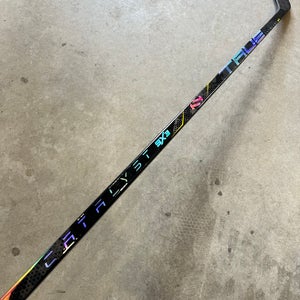 P92 90 Flex Senior True catalyst 9x3 Left Hand Hockey Stick Pro Stock NHL (New)