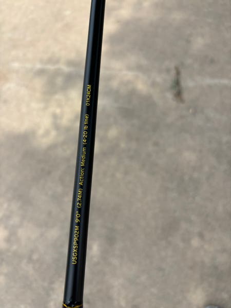 antique bamboo fishing pole with triange mark on butt Pezon et Michel - Parabolic Supreme Competition 8'1