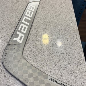 Senior Bauer Hyperlite Regular Goalie Stick 27" Paddle (Used)