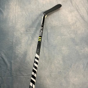 Intermediate Warrior Alpha LXT Hockey Stick Right Handed W03 (New)