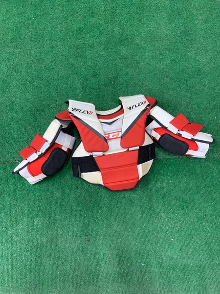 Youth Small / Medium CCM YTFlex 2 Goalie Chest Protector (Used)