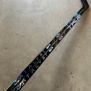 2 PACK p28 80 Flex Senior True catalyst 9x3 Left Hand Hockey Stick Pro Stock NHL (New)
