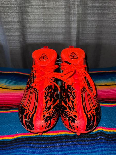 Size 9.5 Adidas Men display picture 3