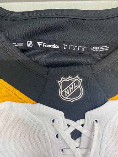 Boston Bruins mens large Fanatics game jersey
