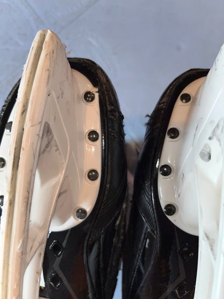Bauer Supreme UltraSonic Hockey Skates Regular Width 7.5 (Used)