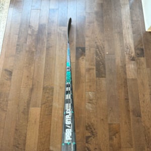 Senior Bauer Twitch Left Hand Hockey Stick P92 87 Flex  (New)