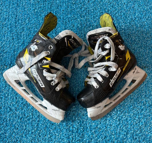 Bauer Supreme M4 Hockey Skates Regular Width | Junior Size 3.5 (Used)