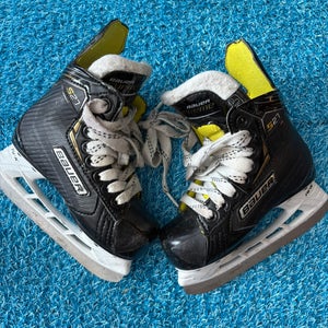Youth Bauer Supreme S27 Hockey Skates Regular Width Size 10 (Used)