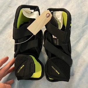 Junior Small Warrior Alpha LX 30 Elbow Pads (Used)