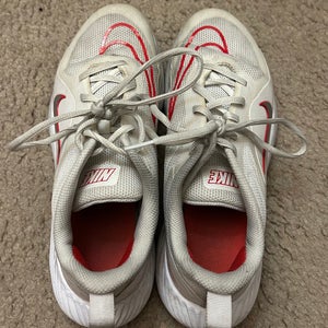 White Nike Huarache Shoes (Used) Unisex Adult Size M 7.0 (W 8.0)