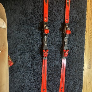 Unisex 2018 Atomic 188 cm Racing Redster FIS GS Skis With Bindings Max Din 12 (Used)