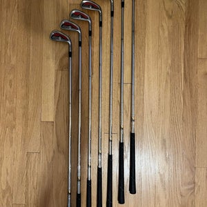 Men's 2007 Cleveland CG Red Right Handed Iron Set Stiff Flex 7 Pieces Steel Shaft (Used)