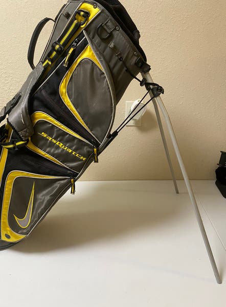 NIKE GOLFサスクワッチスタンドタイプ・バッグ値下げ中 NIKE GOLF