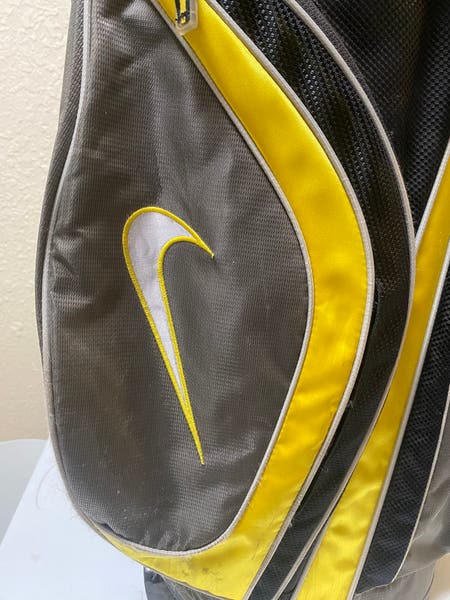 NIKE GOLFサスクワッチスタンドタイプ・バッグ値下げ中 NIKE GOLFサスクワッチスタンドタイプ・バッグ NIKE GOLFサスクワッチ