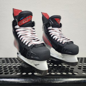 CCM JetSpeed FT6 Intermediate Hockey Skates (New)