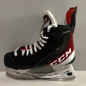 New CCM Jetspeed FT485 Hockey Skates - Senior Size 7 NIB