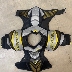 “Youth Large” Bauer Supreme Total One Shoulder Pads (Used)