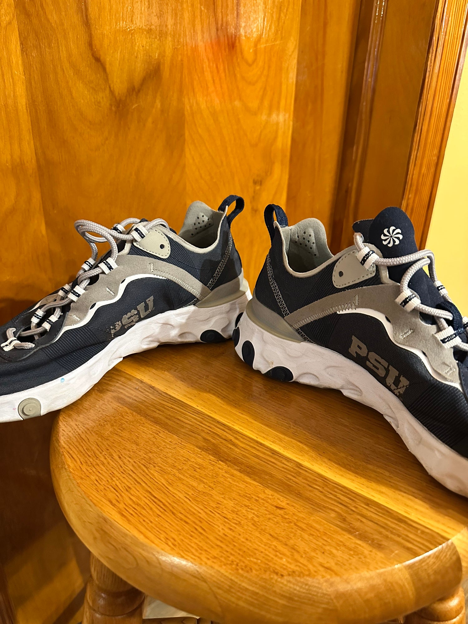 nike react penn state