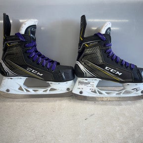 CCM (Used) Junior Size 3 Hockey Skates