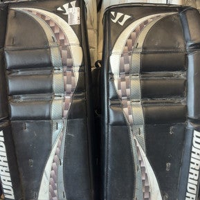Warrior Used Black Intermediate Goalie Leg Pads
