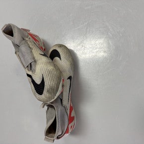 Used Nike Soccer Cleats White Junior 04.5 11860-S000290896