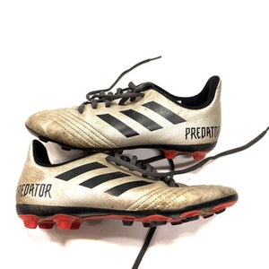 Used Adidas Soccer Cleats Grey Junior 03 11860-S000291251