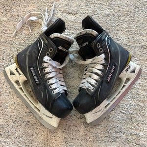 Junior Bauer Supreme One70 Hockey Skates Regular Width Size 2 (Used)