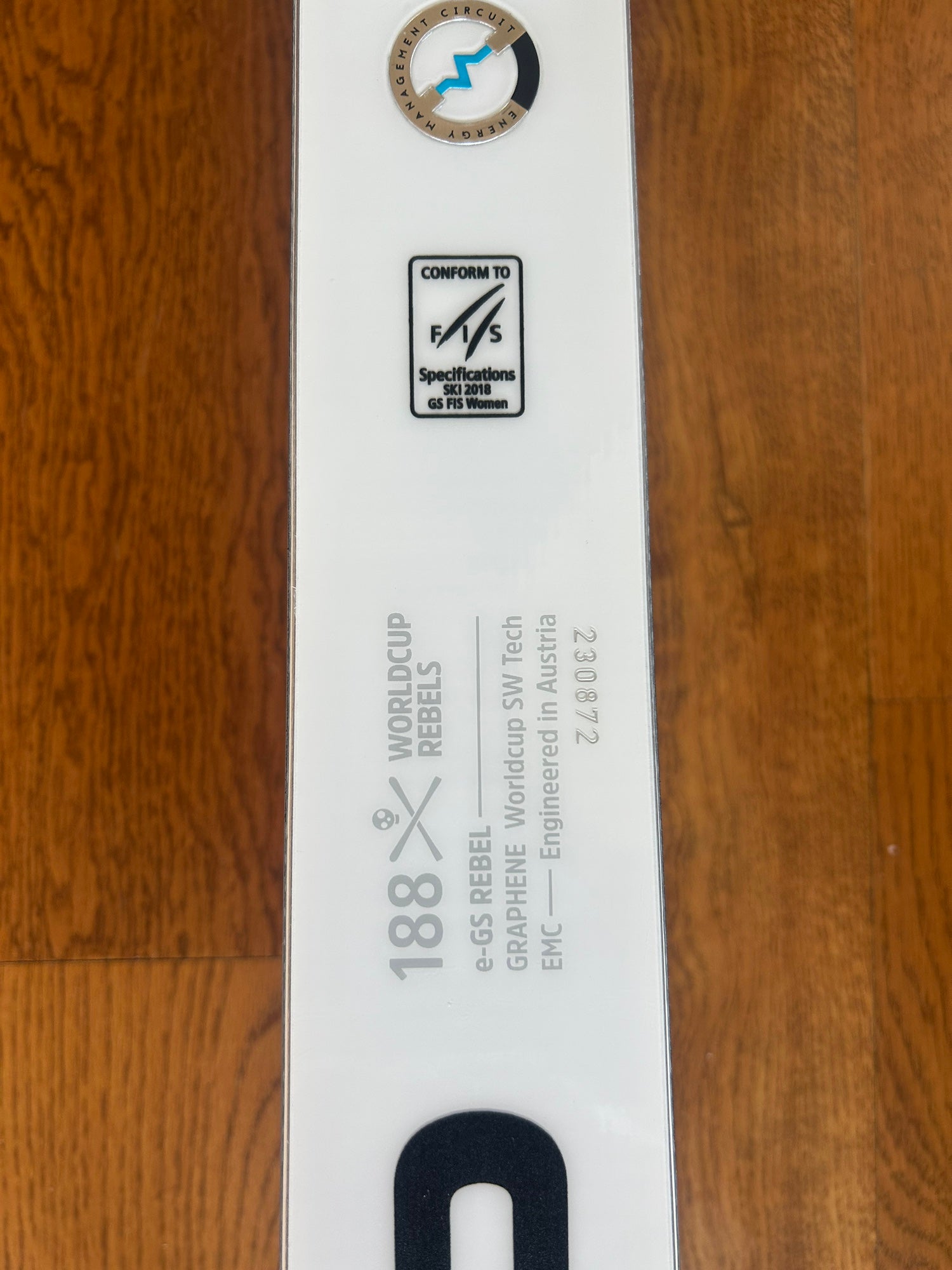 HEAD- BRAND NEW-WCR E-GS Rebel 188cm w/ Freeflex ST 20X Binding