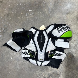 Small Junior Reebok 16K Shoulder Pads (Used)