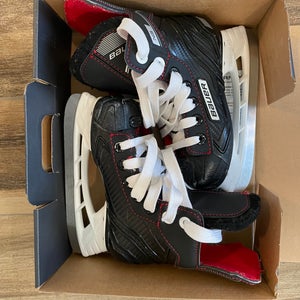 Youth Bauer NS Hockey Skates Regular Width, Size Youth 9 (Used)