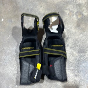 Senior Small CCM Tacks 9550 Elbow Pads (Used)