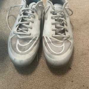White Men's Size M 11.0 (W 12.0) Adult Nike Low Top Alpha Huarache 8 Pro (Used)