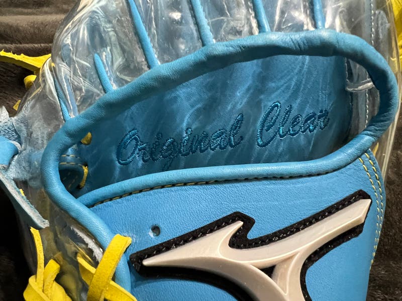 2024 Right Hand Throw Infield Mizuno Baseball Glove 11.5