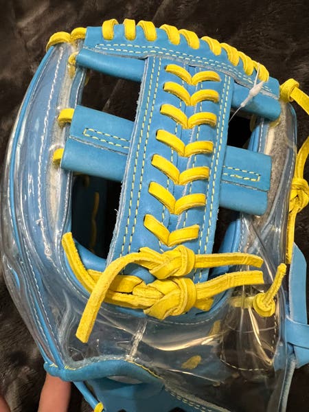 2024 Right Hand Throw Infield Mizuno Baseball Glove 11.5