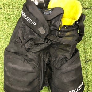 Black Youth Large Bauer Supreme Ultrasonic Hockey Pants (Used)