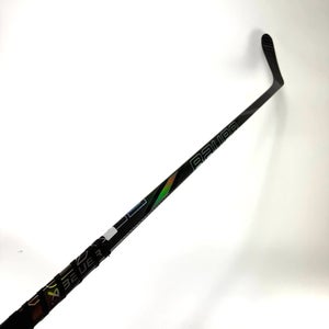 Used Left Black Bauer Nexus Tracer | 65 Flex P28 Curve Grip | R370