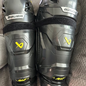 Bauer Supreme Mach Shin Guards – 13” – Great Condition