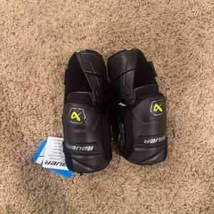 Intermediate Medium Bauer Supreme Mach Elbow Pads (New)