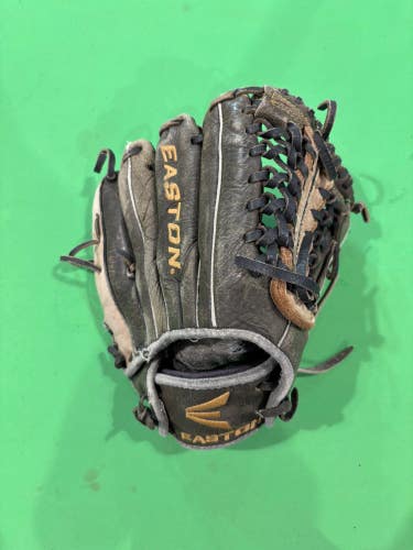 Easton Rival RHT Outfield Baseball Glove 11"