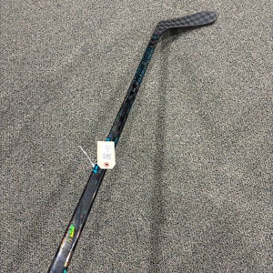 Junior Bauer Twitch Hockey Stick Right Handed P92