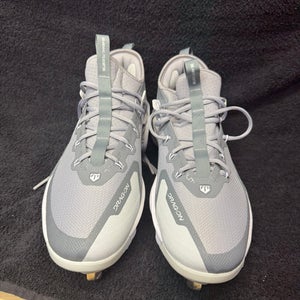 Gray Men's Size 13.0 (W 14.0) Nike Mike trout Metal (New)