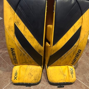 XS  2024 Bauer Vapor X5 Pro Goalie Leg Pads Pro Stock (Used)