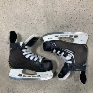 Bauer Supreme One.4 Hockey Skates Regular Width Youth 13 (Used)