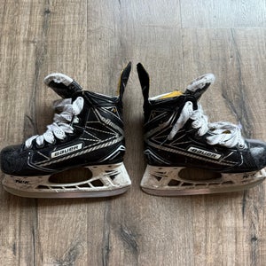 Bauer Hockey Skates 1S