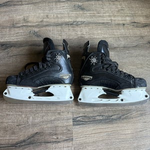 Mission Amp Flyweight Hockey Skates Regular Width  8 (New)