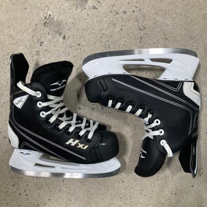 Intermediate VIc Hockey Skates Regular Width Size 4 (Used)