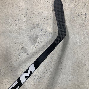 60” Senior CCM Jetspeed FT690 Hockey Stick Left Hand P28 (Used)