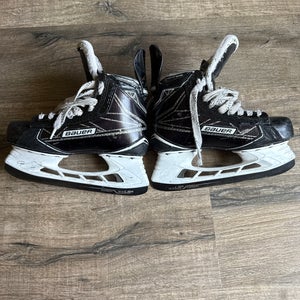 Bauer Supreme 1S Hockey Skates Regular Width  Size 5 (Used)